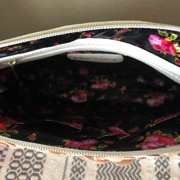 ***LAST 1****Betsey Johnson Clutch/Pouch - Picture 7 of 7
